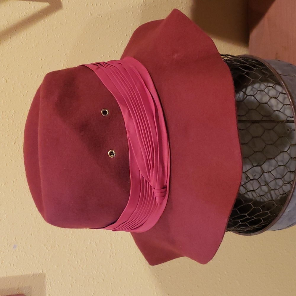 Vintage Chelton 100% Wool Hat